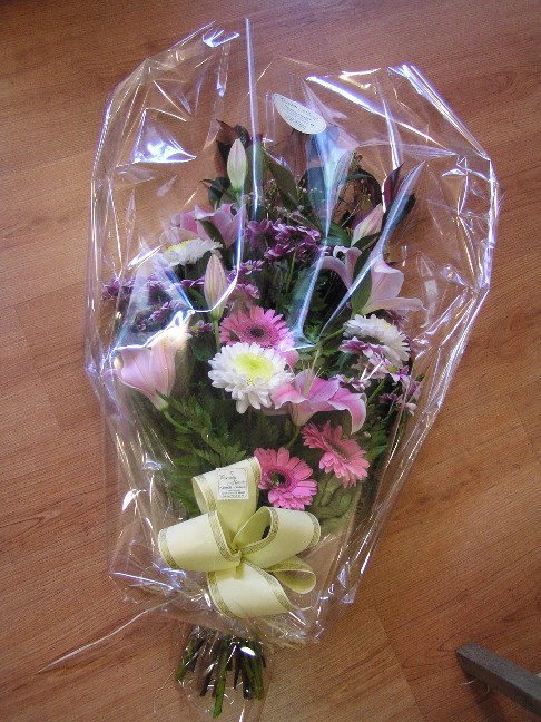 Livraison fleurs deuil - Gerbe � main