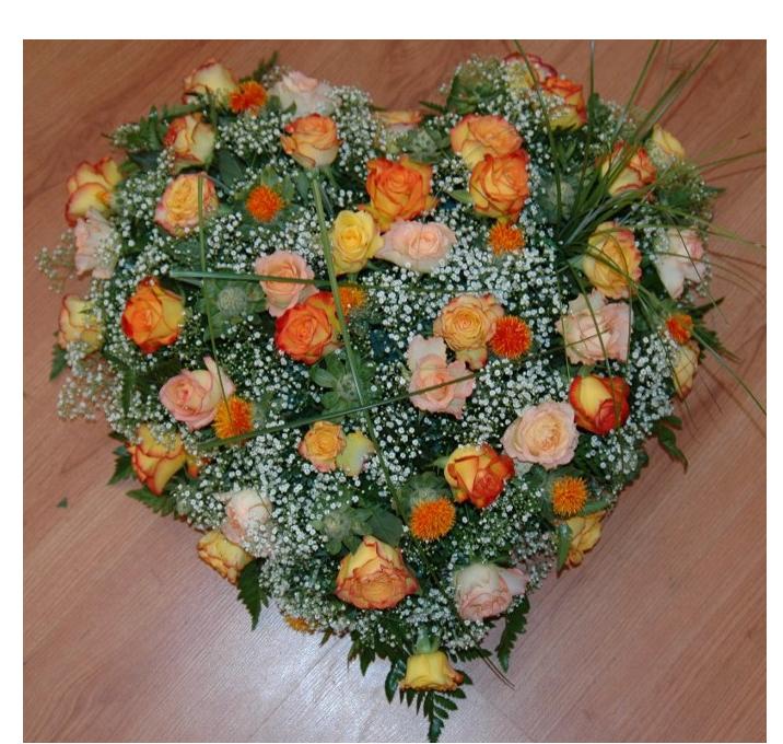 Coeur en fleurs coupées